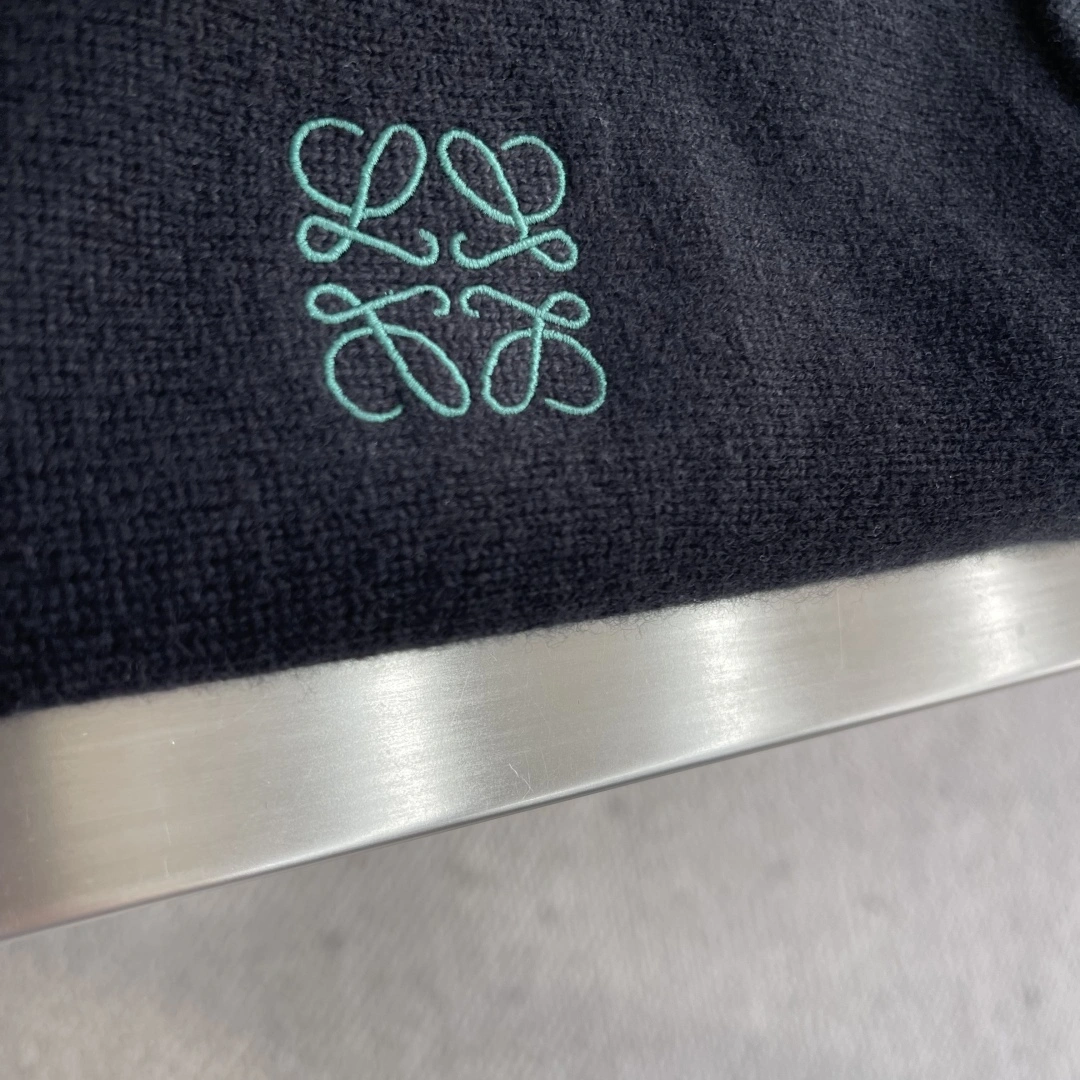 wg.luxury -- 8o5w5 embroidery item: E-F443J1242H